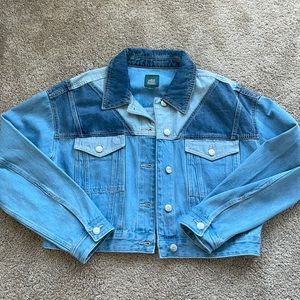 two toned cropped jean jacket